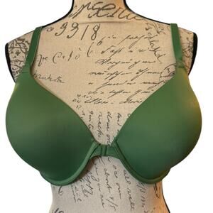 Victoria's Secret Pink Wear Everywhere T-Shirt Lightly Lined Bra 38DD